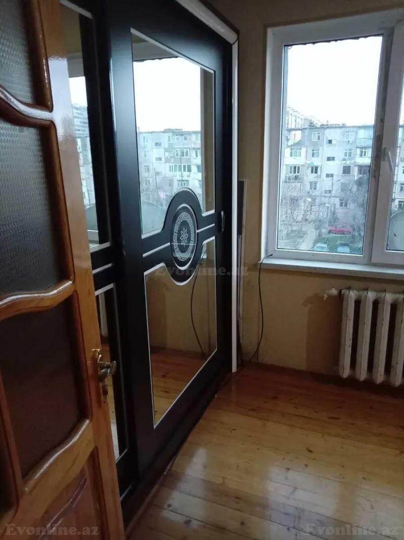 Satılır 2 otaqlı Mənzil Köhnə tikili 46 m² 8-ci kilometr - şəkil 2