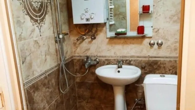 Satılır 2 otaqlı Mənzil Köhnə tikili 35 m² 8-ci kilometr - şəkil 5