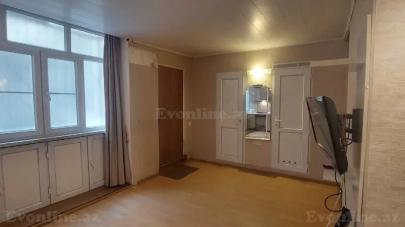 Satılır 2 otaqlı Mənzil Köhnə tikili 75 m² 28 May m. - şəkil 6