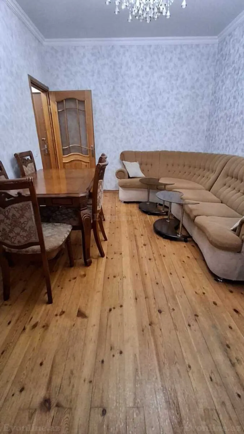 Satılır 3 otaqlı Mənzil Köhnə tikili 60 m² 3-cü mikrorayon