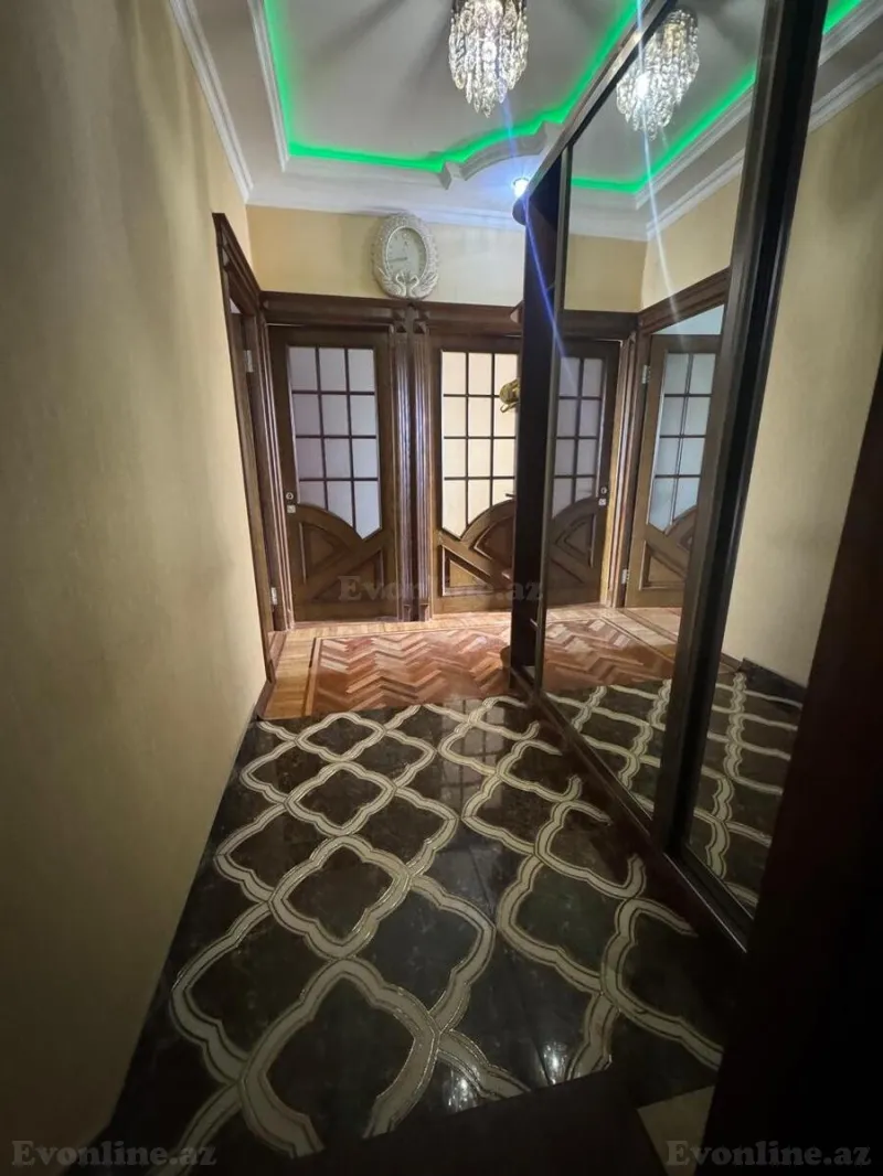 Satılır 3 otaqlı Mənzil Köhnə tikili 85 m² 8-ci mikrorayon - şəkil 12