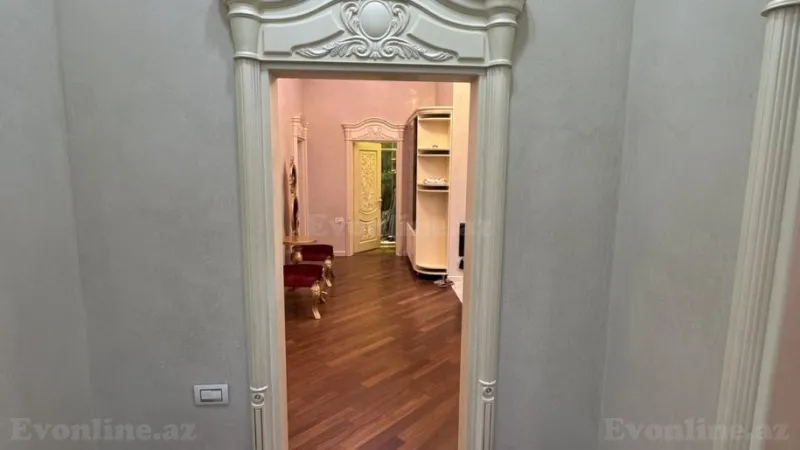 Kirayə verilir 4 otaqlı Mənzil Yeni tikili 145 m² Xətai r. - şəkil 4