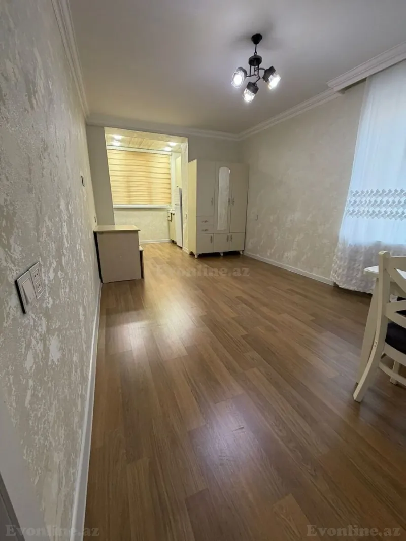 Satılır 2 otaqlı Mənzil Köhnə tikili 40 m² Neftçilər m.