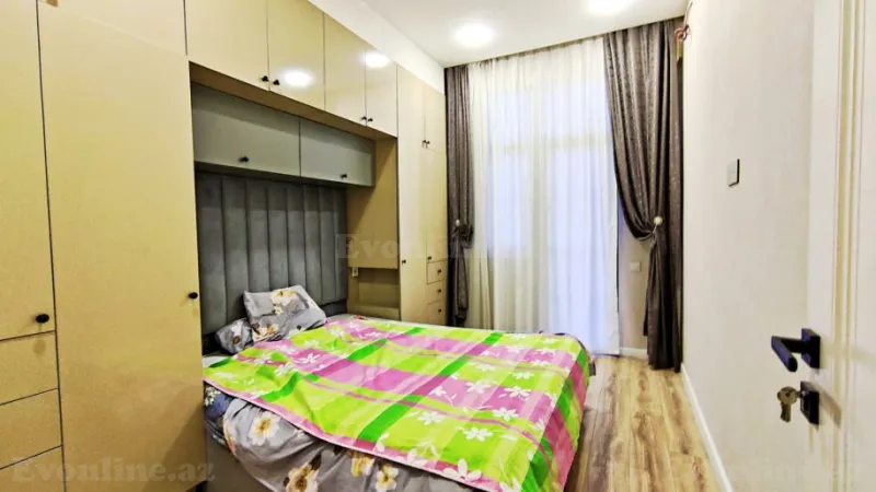 Satılır 2 otaqlı Mənzil Yeni tikili 70 m² Neftçilər m. - şəkil 10