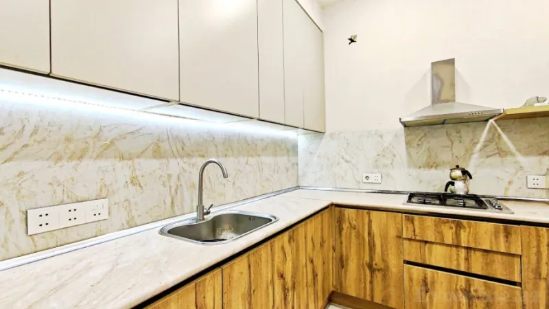 Satılır 2 otaqlı Mənzil Yeni tikili 70 m² Neftçilər m. - şəkil 14