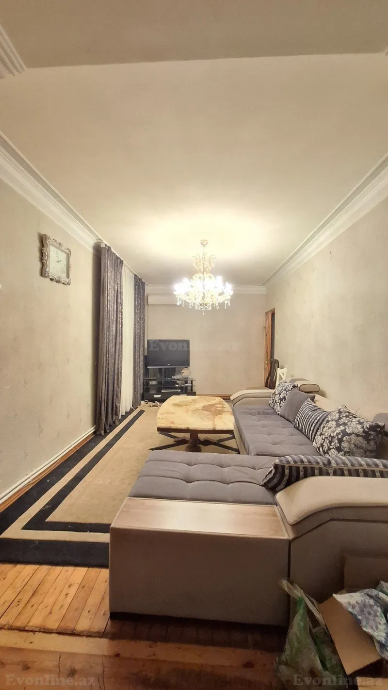 Satılır 2 otaqlı Mənzil Köhnə tikili 50 m² 8-ci mikrorayon - şəkil 5