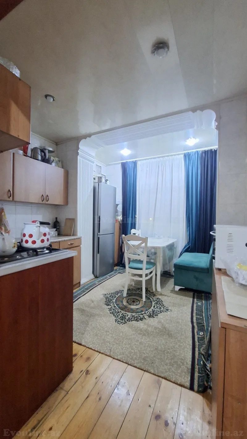 Satılır 2 otaqlı Mənzil Köhnə tikili 50 m² 8-ci mikrorayon - şəkil 9