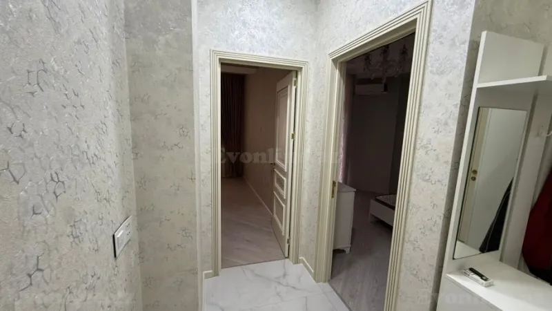 Kirayə verilir 3 otaqlı Mənzil Yeni tikili 130 m² Gənclik m. - şəkil 14