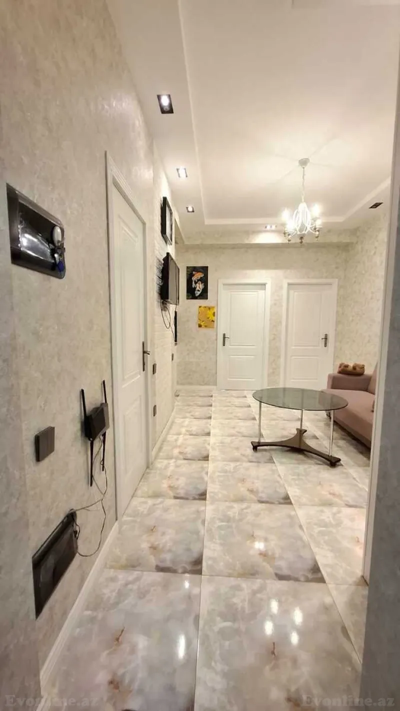 Satılır 2 otaqlı Mənzil Yeni tikili 63 m² 8-ci mikrorayon - şəkil 2