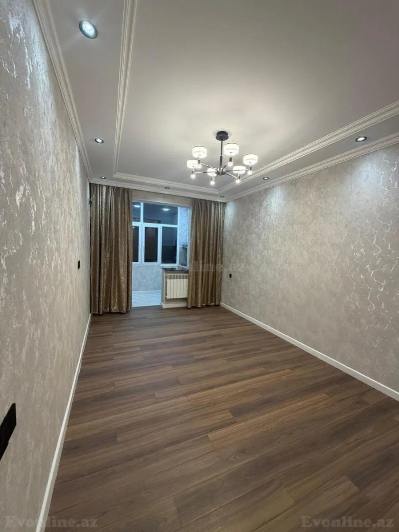 Satılır 2 otaqlı Mənzil Köhnə tikili 35 m² 7-ci mikrorayon