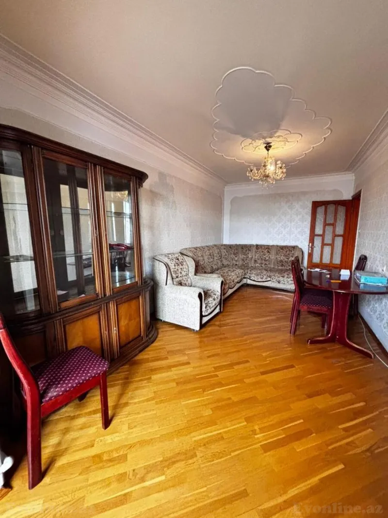 Kirayə verilir 3 otaqlı Mənzil Köhnə tikili 80 m² Neftçilər m. - şəkil 6