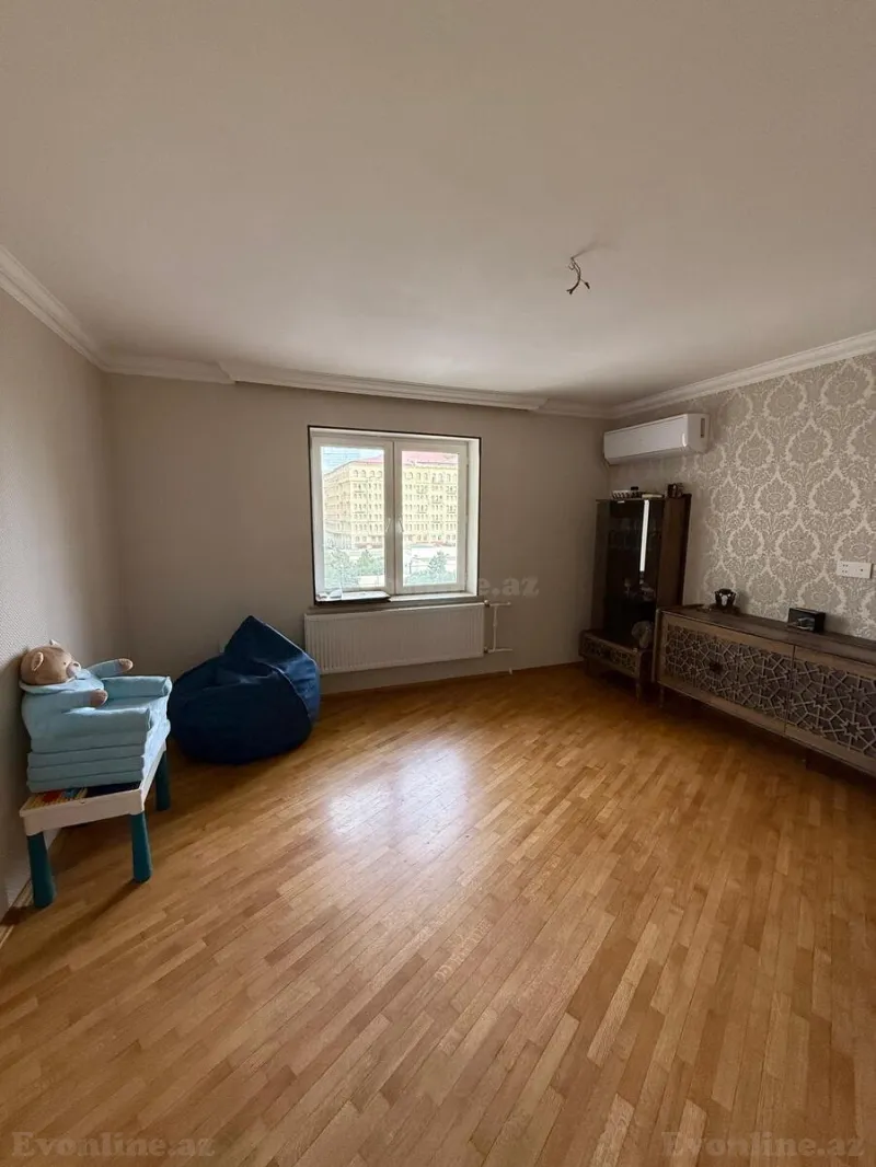 Satılır 4 otaqlı Mənzil Köhnə tikili 80 m² Xətai m. - şəkil 7