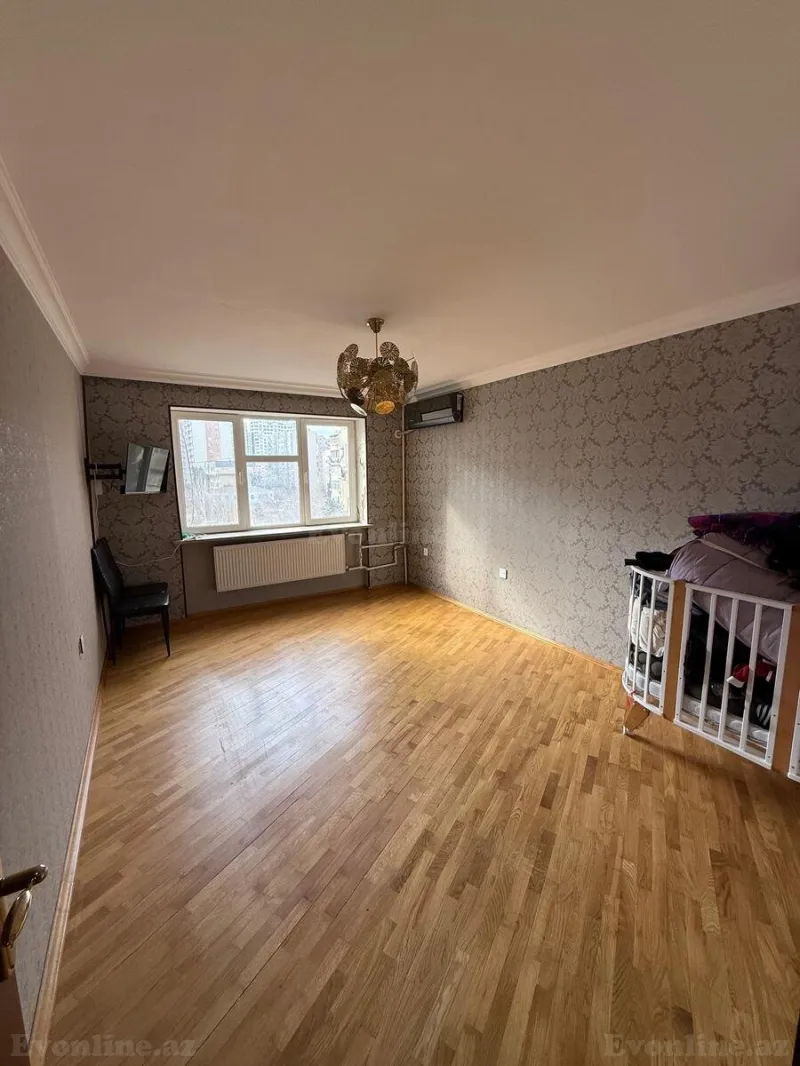 Satılır 4 otaqlı Mənzil Köhnə tikili 80 m² Xətai m. - şəkil 8