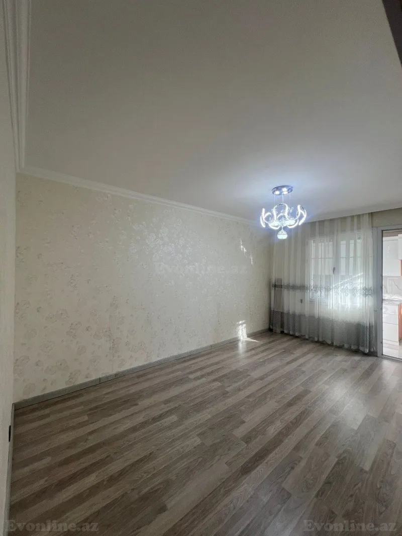 Satılır 2 otaqlı Mənzil Köhnə tikili 40 m² 3-cü mikrorayon - şəkil 3