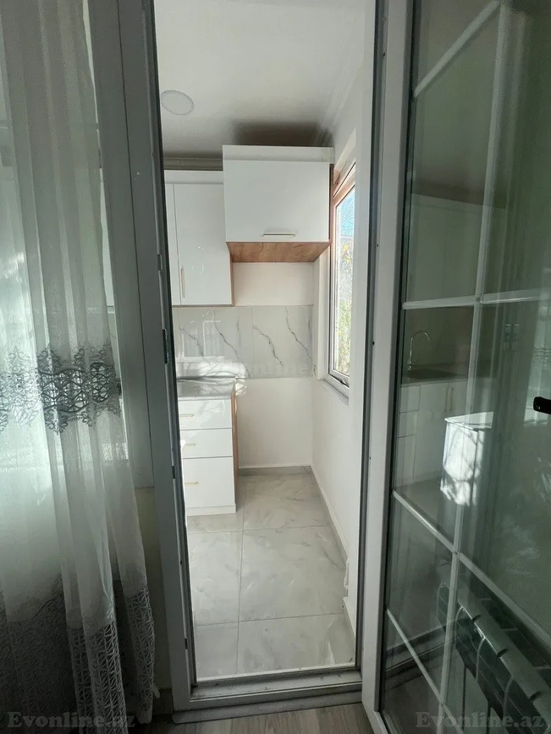 Satılır 2 otaqlı Mənzil Köhnə tikili 40 m² 3-cü mikrorayon - şəkil 4