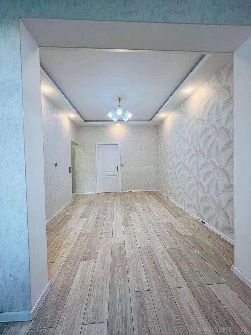 Satılır 2 otaqlı Mənzil Köhnə tikili 55 m² 2-ci mikrorayon - şəkil 2