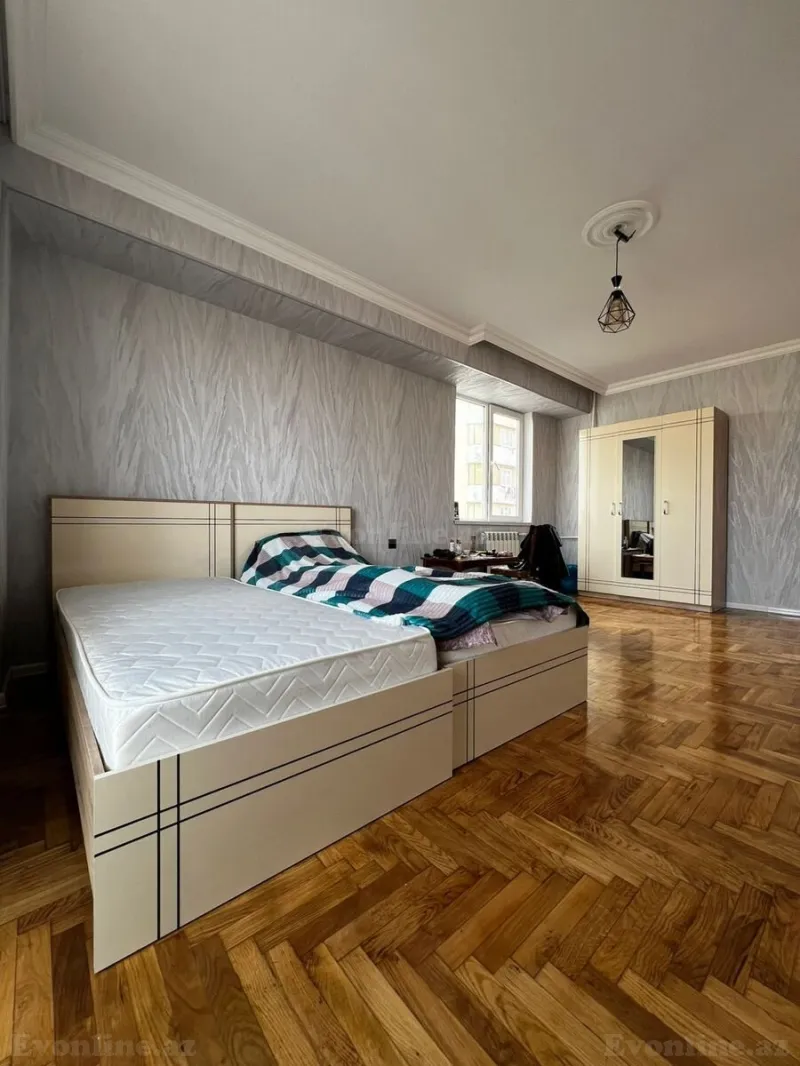 Kirayə verilir 5 otaqlı Mənzil Yeni tikili 101 m² Xalqlar Dostluğu m.