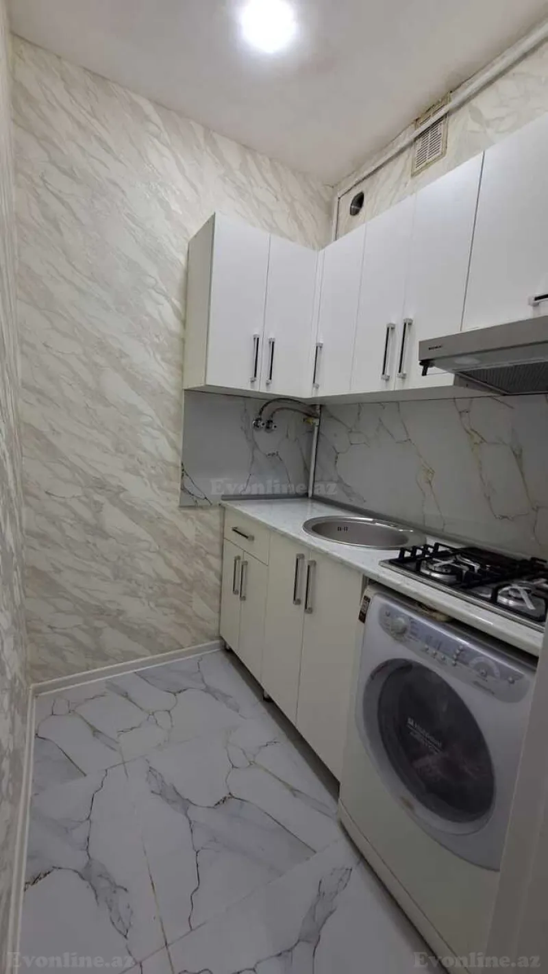 Satılır 2 otaqlı Mənzil Köhnə tikili 35 m² 3-cü mikrorayon - şəkil 7