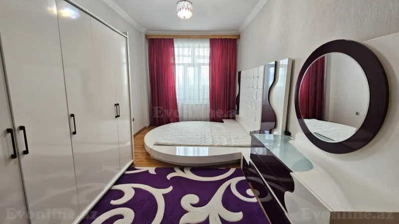 Kirayə verilir 3 otaqlı Mənzil Yeni tikili 85 m² İnşaatçılar m.