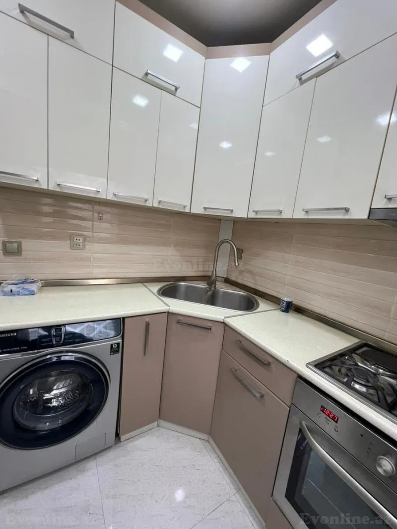 Satılır 2 otaqlı Mənzil Köhnə tikili 55 m² 4-cü mikrorayon - şəkil 5