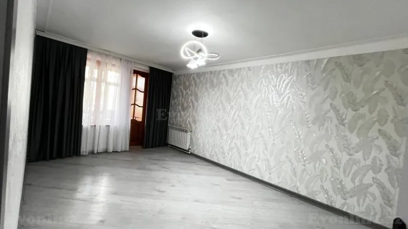 Satılır 3 otaqlı Mənzil Köhnə tikili 75 m² Qara Qarayev m. - şəkil 3