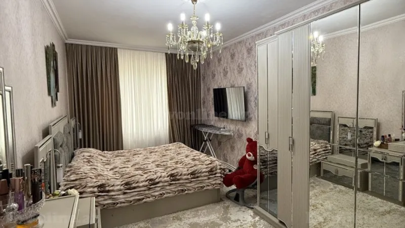 Satılır 3 otaqlı Mənzil Köhnə tikili 75 m² Xətai r.