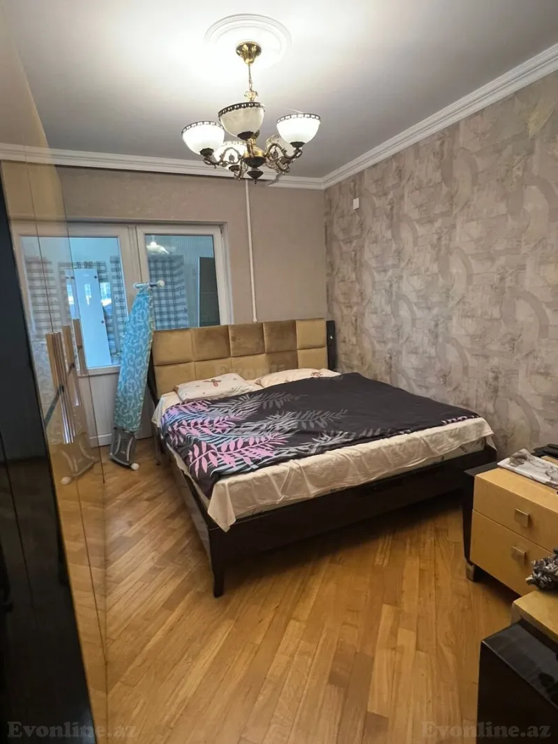 Satılır 4 otaqlı Mənzil Yeni tikili 137 m² Xətai m. - şəkil 2