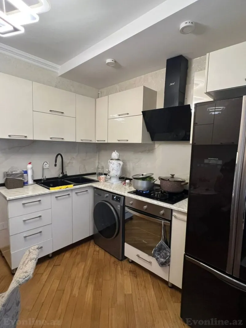 Satılır 4 otaqlı Mənzil Yeni tikili 137 m² Xətai m. - şəkil 6