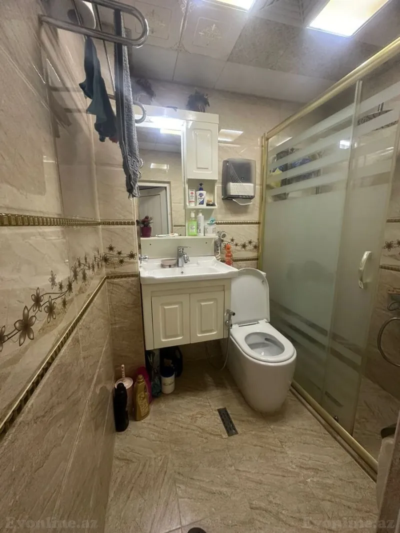 Kirayə verilir 2 otaqlı Mənzil Köhnə tikili 65 m² Neftçilər m. - şəkil 9