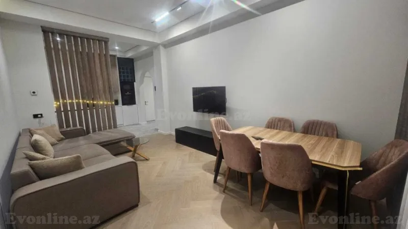 Kirayə verilir 2 otaqlı Mənzil Yeni tikili 80 m² 28 May m.