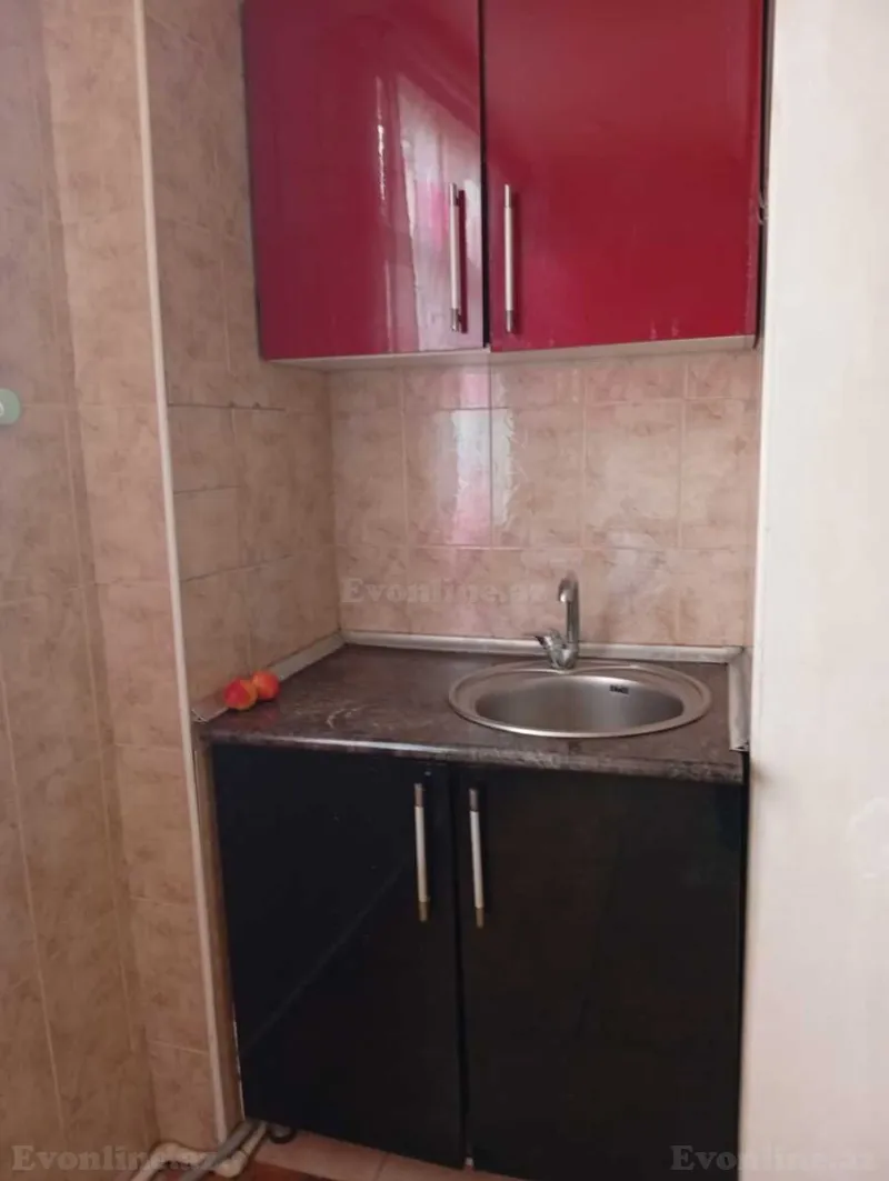 Bakı, Xətai r., Həzi Aslanov m., Köhnə Günəşlida 1 otaqlı mənzil kirayə verilir