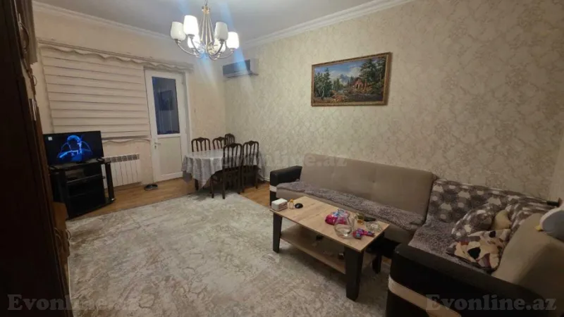 Kirayə verilir 2 otaqlı Mənzil Köhnə tikili 60 m² Yasamal