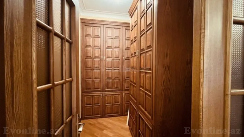 Kirayə verilir 4 otaqlı Mənzil Yeni tikili 160 m² Nəsimi r.