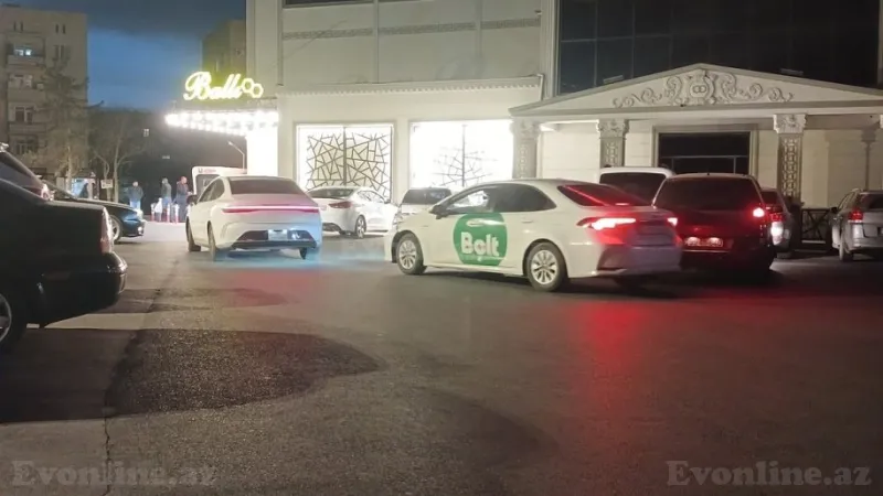 Satılır 3 otaqlı Mənzil Köhnə tikili 70 m² Əmircan - şəkil 2