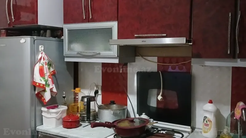 Satılır 3 otaqlı Mənzil Köhnə tikili 70 m² Əmircan - şəkil 12