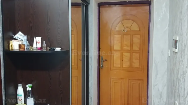 Satılır 3 otaqlı Mənzil Köhnə tikili 70 m² Əmircan - şəkil 21