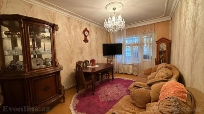 Satılır 4 otaqlı Mənzil Köhnə tikili 110 m² 8-ci mikrorayon - şəkil 2