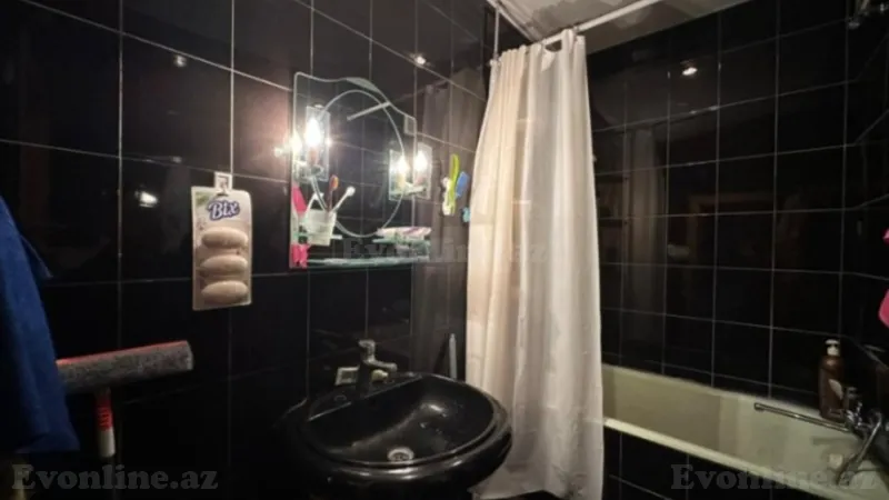 Satılır 4 otaqlı Mənzil Köhnə tikili 110 m² 8-ci mikrorayon - şəkil 16