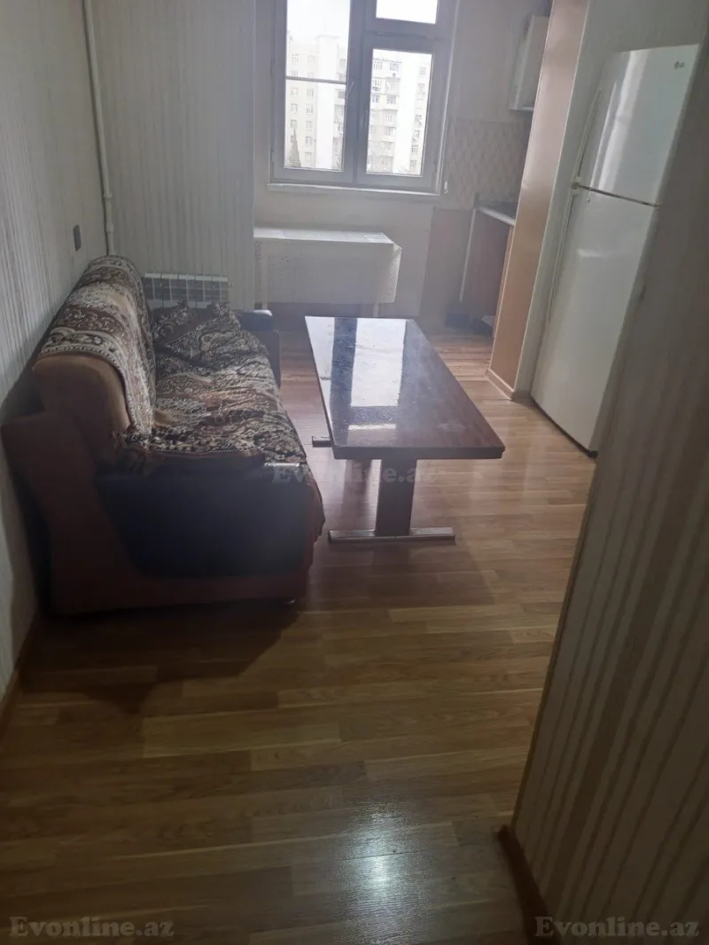 Kirayə verilir 3 otaqlı Mənzil Köhnə tikili 70 m² Sabunçu r. - şəkil 2