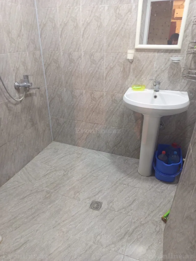 Kirayə verilir 3 otaqlı Mənzil Köhnə tikili 70 m² Sabunçu r. - şəkil 10