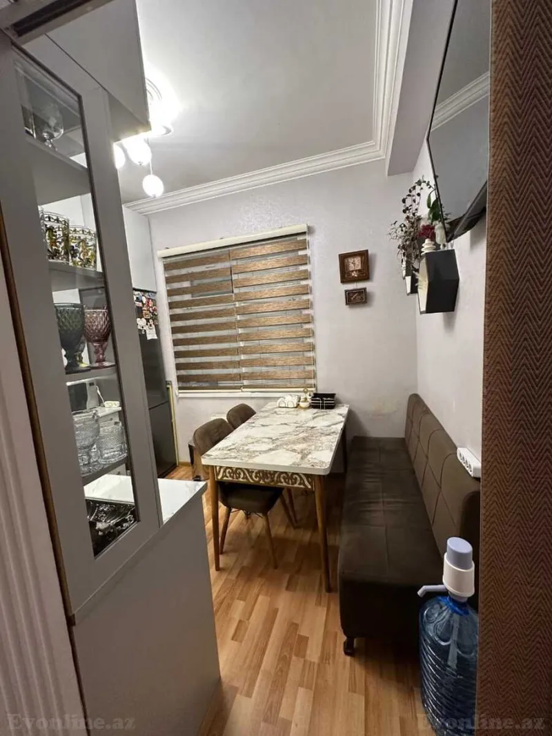 Satılır 2 otaqlı Mənzil Köhnə tikili 55 m² Nəriman Nərimanov m. - şəkil 2
