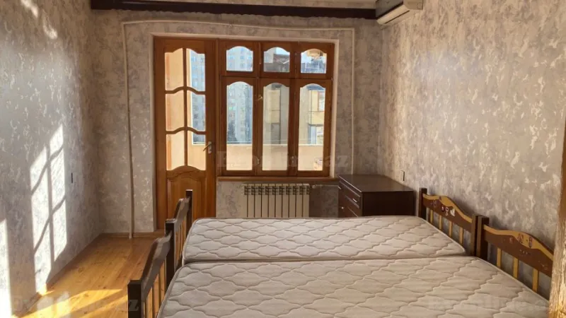 Kirayə verilir 2 otaqlı Mənzil Köhnə tikili 60 m² Əhmədli