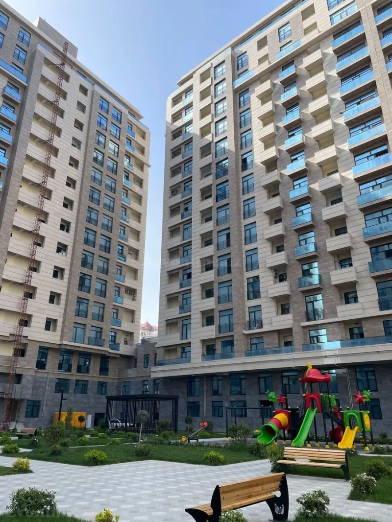 Satılır 4 otaqlı Mənzil Yeni tikili 157.5 m² Nizami m. - şəkil 2