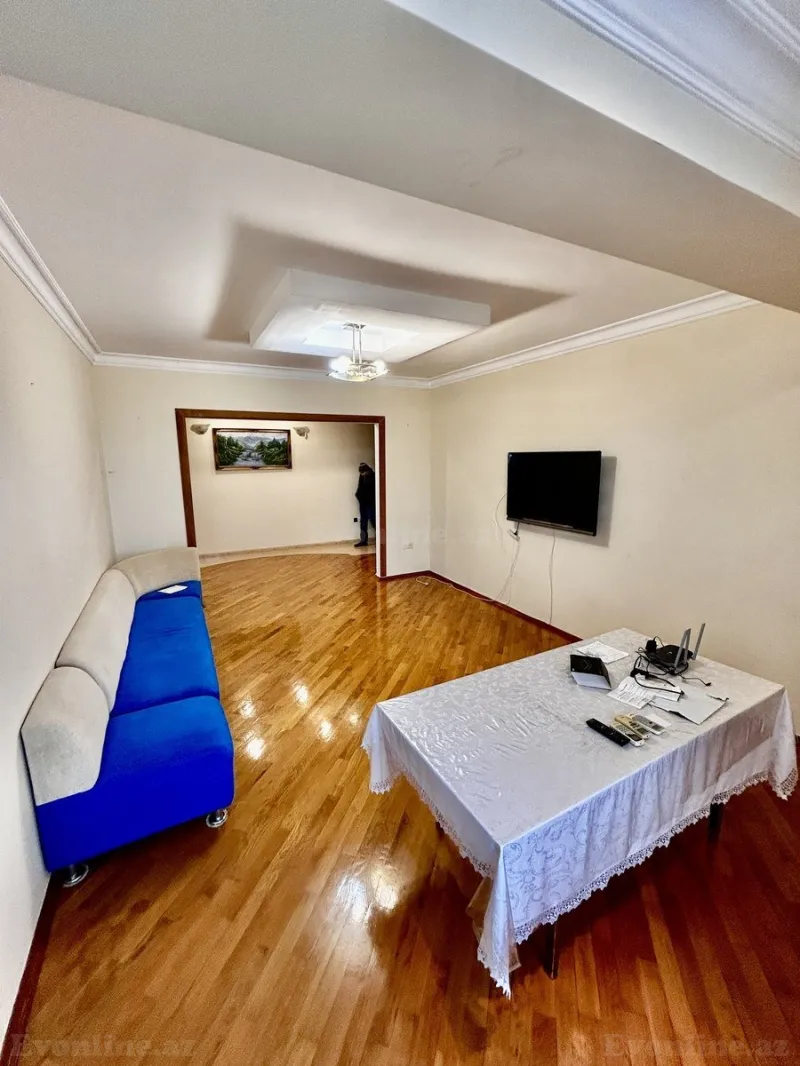 Kirayə verilir 4 otaqlı Mənzil Yeni tikili 135 m² Yasamal - şəkil 2