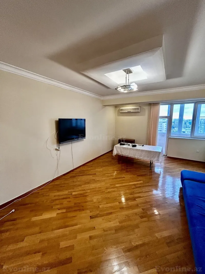 Kirayə verilir 4 otaqlı Mənzil Yeni tikili 135 m² Yasamal - şəkil 4
