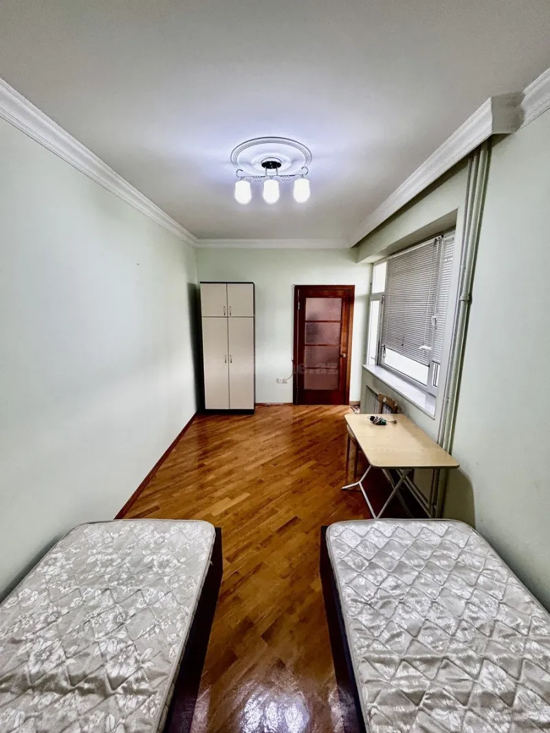 Kirayə verilir 4 otaqlı Mənzil Yeni tikili 135 m² Yasamal - şəkil 8