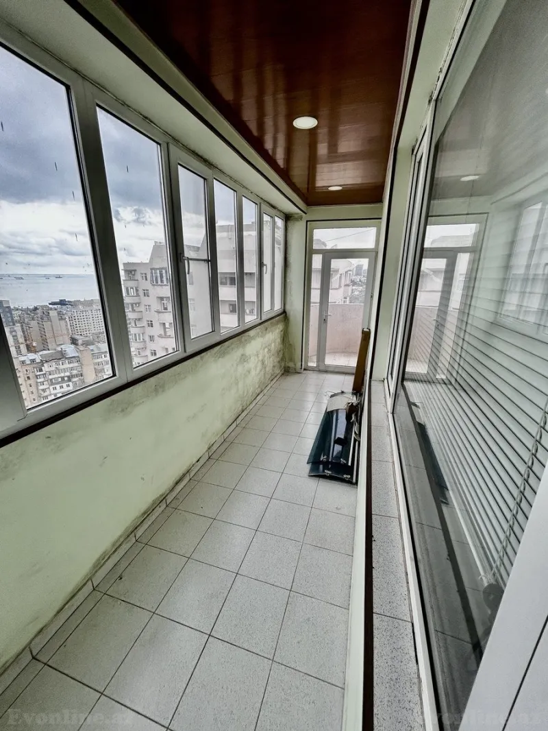 Kirayə verilir 4 otaqlı Mənzil Yeni tikili 135 m² Yasamal - şəkil 18