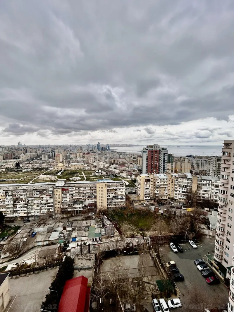 Kirayə verilir 4 otaqlı Mənzil Yeni tikili 135 m² Yasamal - şəkil 22