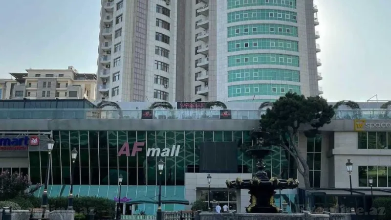 Satılır 4 otaqlı Mənzil Yeni tikili 264 m² 28 May m.