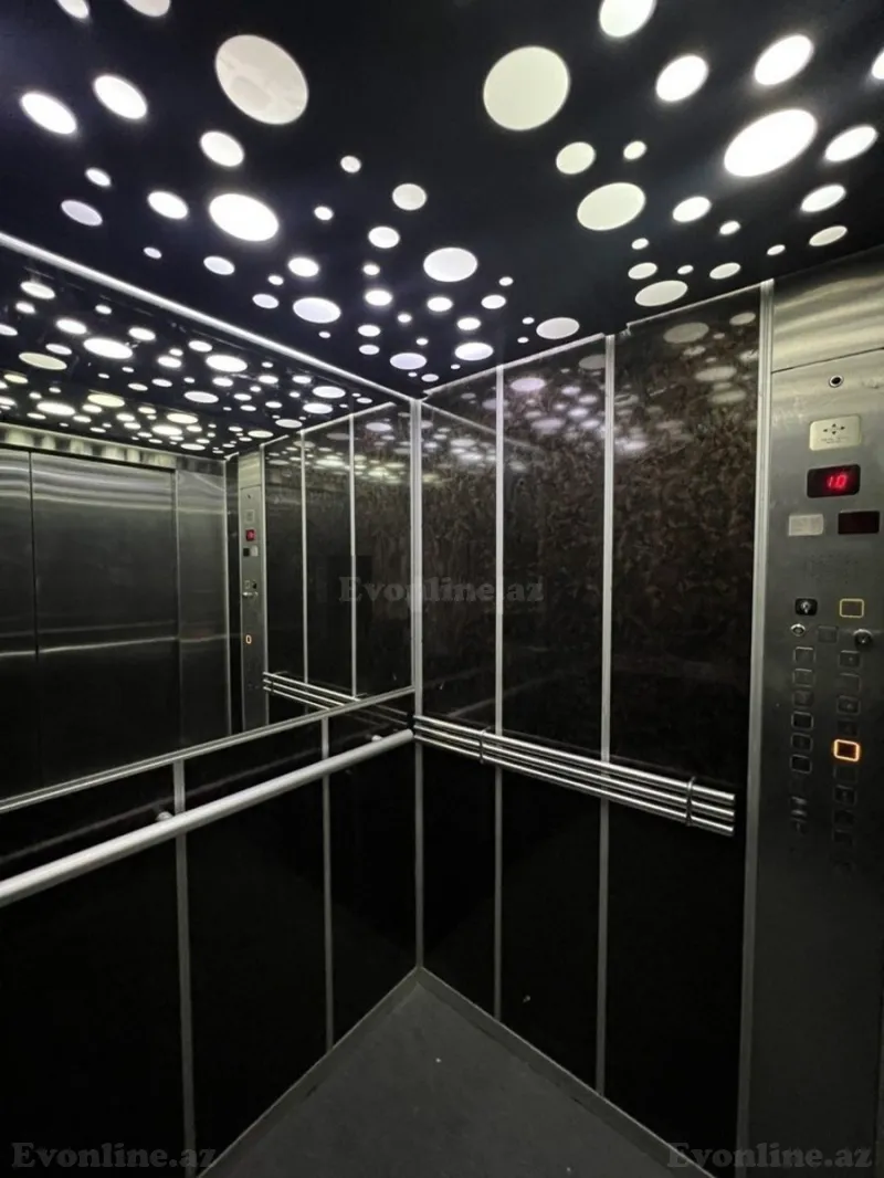 Satılır 4 otaqlı Mənzil Yeni tikili 264 m² 28 May m. - şəkil 3